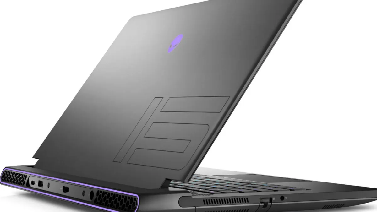Alienware m15 R7