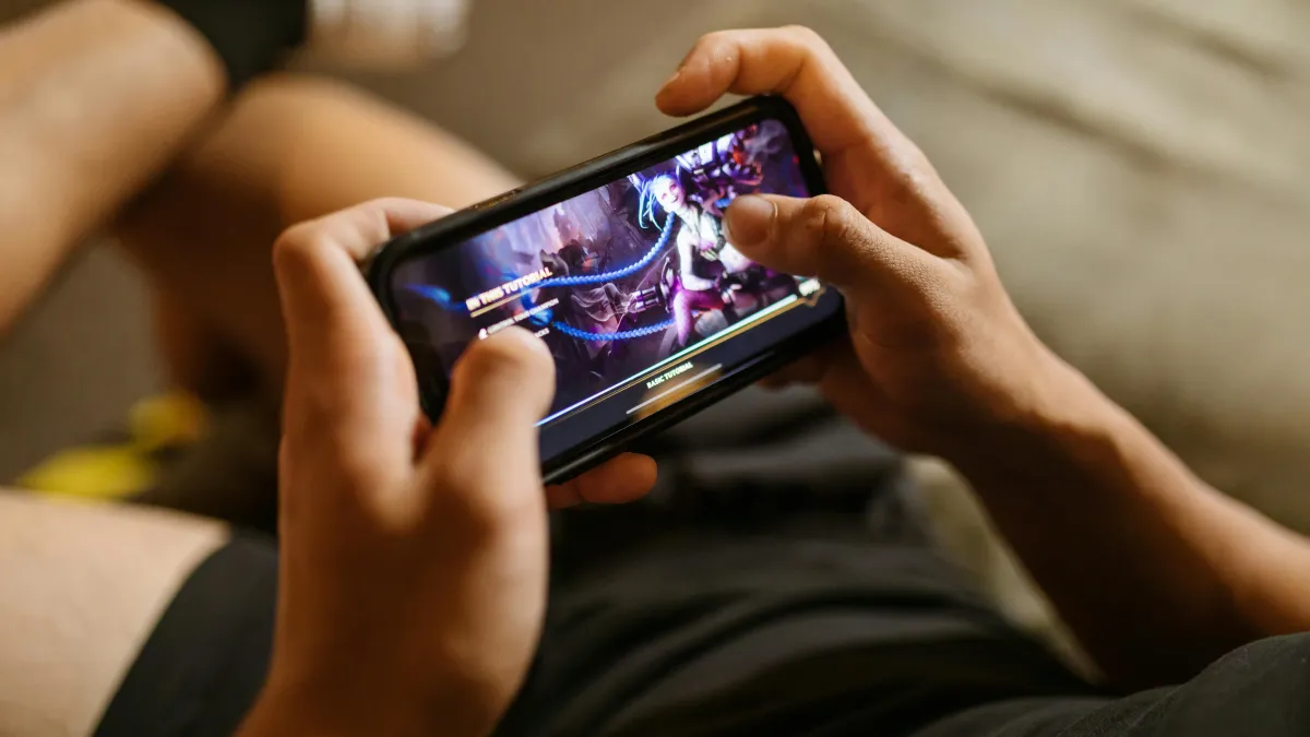 The Future of Mobile Gaming: Innovations to Watch