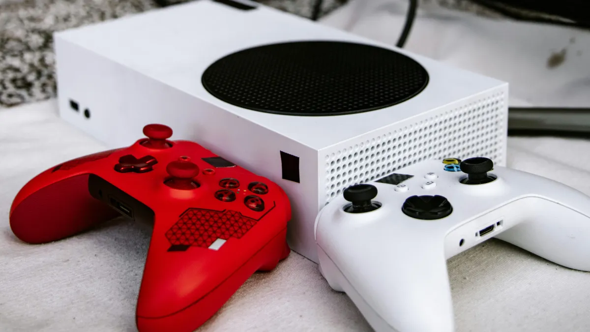 10 Must-Have Accessories for Every Xbox Owner 10 Must-Have Accessories for Every Xbox Owner