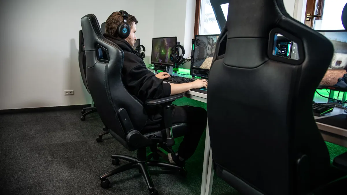 Best Gaming Chairs for Comfort & Performance in 2025
