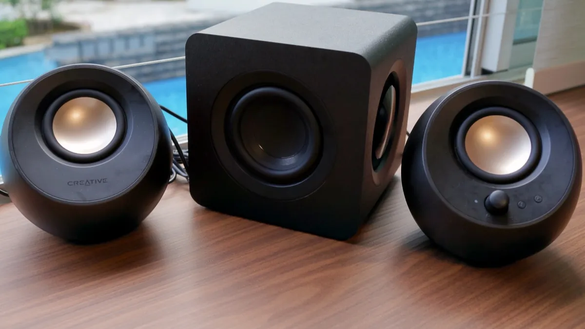 Creative Pebble Plus 2.1